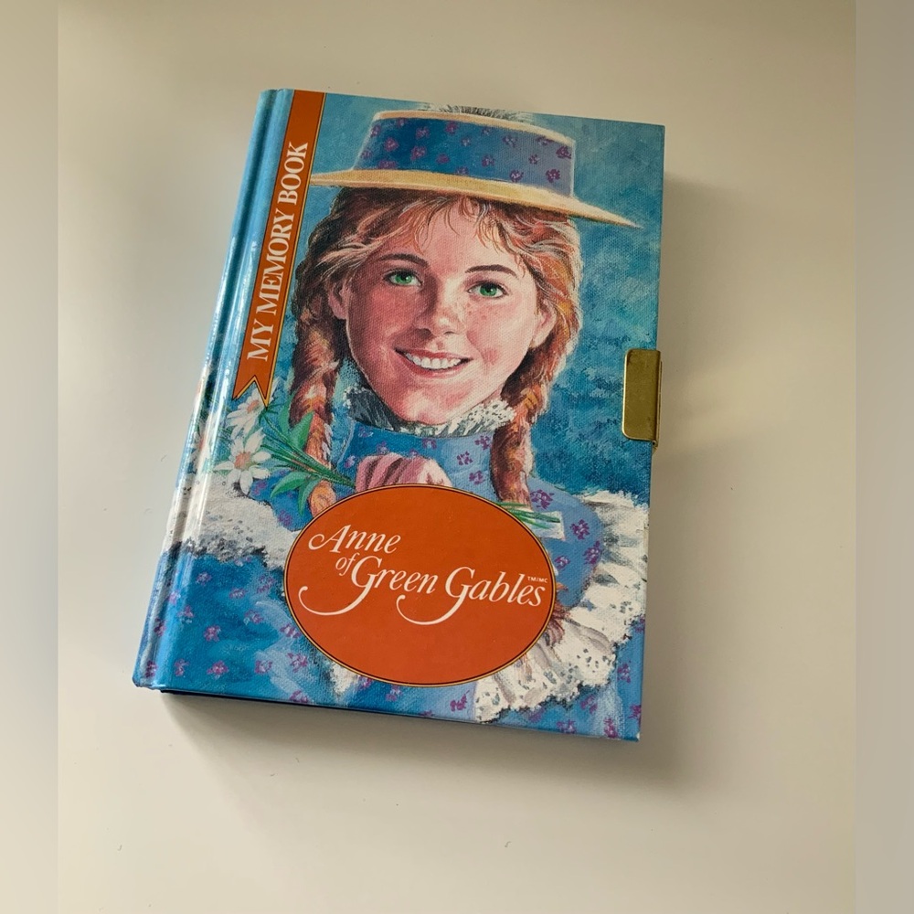 Vintage - Diary - like new Anne of Green Gables Memory Book - Diary - EUC